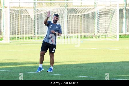 Kroatien, Split, 280624. Hajduks Training mit dem neuen Trainer Gennaro Gattus auf dem Poljud-Austragungsfeld ist für die Öffentlichkeit zugänglich. Auf dem Foto: Gennaro Gattuso. Foto: Jakov Prkic / CROPIX Hrvatska Copyright: XxJakovxPrkicx hajduk trening10-280624 Stockfoto