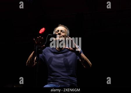 Italienisches Sängermusikkonzert - Roberto Vecchioni - Tra il Silenzio e il Tuono Tour Roberto Vecchioni während Roberto Vecchioni - Tra il Silenzio e il Tuono Tour, italienisches Sängermusikkonzert in Bergamo, Italien, 28. Juni 2024 Bergamo Lazzaretto Italien Copyright: XTommasoxBerardix/xLiveMediax LPM 1423183 Stockfoto