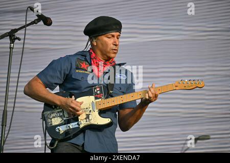 Clisson, Frankreich. Juni 2024. Tom Morello trat live auf der Bühne beim Hellfest Open Air Festival in Clisson, Frankreich, am 28. Juni 2024 auf. Foto: Julien Reynaud/APS-Medias/ABACAPRESS. COM Credit: Abaca Press/Alamy Live News Stockfoto