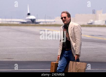 Martin Mull ist verstorben. Martin Mull April 1992 Credit: Ralph Dominguez/MediaPunch Stockfoto