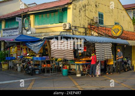 Indisches Streetfood verkaufen, George Town, Penang, Malaysia Stockfoto