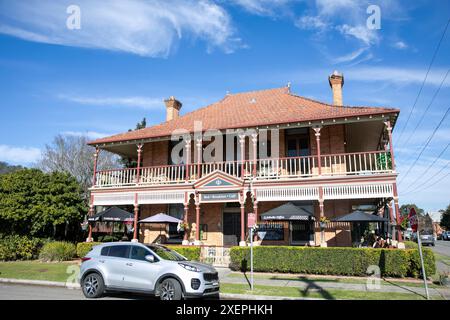 Paterson Lodge Bed and Breakfast Hotel, 19. Jahrhundert Architektur des ehemaligen Bankgebäudes in Paterson, Dorf in New South Wales, Australien Stockfoto