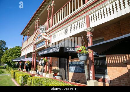 Paterson Lodge Bed and Breakfast Hotel, 19. Jahrhundert Architektur des ehemaligen Bankgebäudes in Paterson, Dorf in New South Wales, Australien Stockfoto