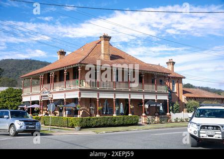 Paterson Lodge Bed and Breakfast Hotel, 19. Jahrhundert Architektur des ehemaligen Bankgebäudes in Paterson, Dorf in New South Wales, Australien Stockfoto