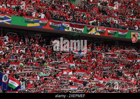 Köln, Deutschland. Juni 2024. Ungarische Fans beim Spiel der UEFA-Europameisterschaft im Kölner Stadion. Der Bildnachweis sollte lauten: Jonathan Moscrop/Sportimage Credit: Sportimage Ltd/Alamy Live News Stockfoto