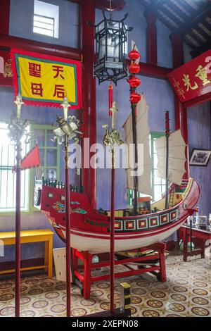 Hoi an, Vietnam - 8. Februar 2024: Hoi Quan Hai Nam, Versammlungssaal der Hainan Chinese Congregation, Hoi an Old Quarter Stockfoto