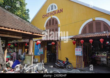 Hoi an, Vietnam - 8. Februar 2024: Der Eingang zum Cho Hoi an Central Market, Vietnam Stockfoto