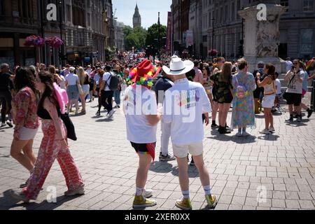 London, Vereinigtes Königreich. Juni 2024. Die Leute nehmen an der London Pride in Central London Teil. Laura Gaggero/Alamy Live News Stockfoto