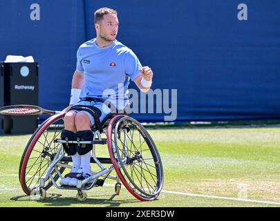 Eastbourne, Großbritannien. Juni 2024. Alfie HEWETT (GBR) (PIC) schlägt Gustavo FERNANDEZ (ARG) beim Rothesay International Tennis Tournament im Devonshire Park, Eastbourne, East Sussex, UK. Quelle: LFP/Alamy Live News Stockfoto