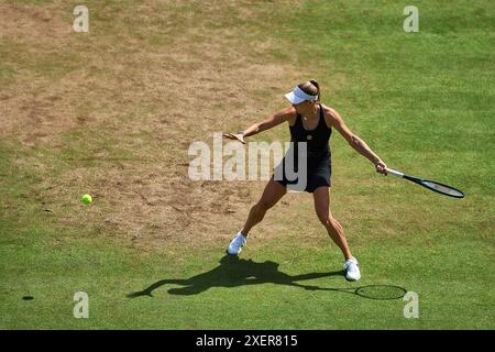 Bad Homburg, Hessen, Deutschland. Juni 2024. Ellen Perez (aus) kehrt mit Vorhand während der BAD HOMBURG OPEN präsentiert von SOLARWATTT- WTA500 - Womens Tennis (Credit Image: © Mathias Schulz/ZUMA Press Wire) NUR REDAKTIONELLE VERWENDUNG zurück! Nicht für kommerzielle ZWECKE! Stockfoto