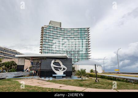 HAVANNA, KUBA - 28. AUGUST 2023: Hotel Riviera in der Malecon Street, Havanna, Kuba Stockfoto