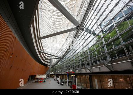 Tokyo International Forum, Marunouchi-Gebäude-Business-Bereich, Tokyo, Japan Stockfoto