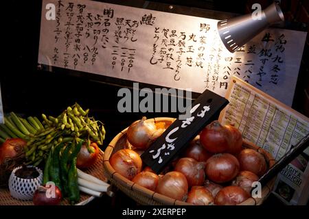 Restaurants, lebhaft Dori Straße, Kyoto, Japan. Stockfoto