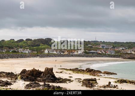 Saline Bay und Cobo Bay von der Landzunge Grande Rocque. Castel, Bailiwick of Guernsey, Kanalinseln, Großbritannien, Europa Stockfoto