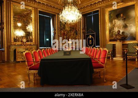 Der ratssaal im Königspalast in Stockholm, der noch von König Carl XVI. Gustaf genutzt wird Stockfoto