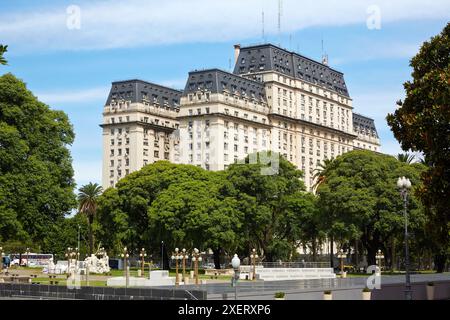 EL Libertador Gebäude. Plaza de la Armas. Buenos Aires. Argentinien. Stockfoto