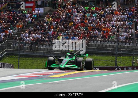 [DRIVE Zhou Guanyu (CHN) - Stake F1 Team Kick sauber - sauber C44 - Ferrari Airways Grand Prix 2024 von Österreich, RedBull Ring, Spielberg, Österreich 29. Juni 2024 Stockfoto