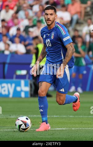 Berlin, Deutschland, 29. Juni 2024. Lorenzo Pellegrini dribbelt mit dem Ball während des Spiels zwischen der Schweiz und Italien. Uefa Euro 2024 Deutschland. Achtelrunde. Quelle: Fabideciria/Alamy Live News Stockfoto