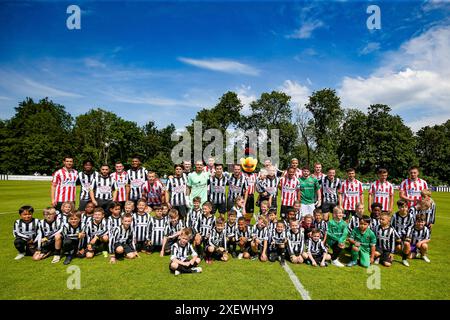Schiedam, Niederlande. 30. Juni 2024. SCHIEDAM 29-6-24, Sportpark Thurlede, Saison 2024/2025, dutch eredivisie, Excelsior 20 - Sparta (freundlich), teamfoto Credit: Pro Shots/Alamy Live News Stockfoto