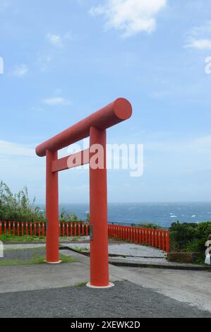 Ryūgū-Schrein am Kap Nagasakibana, Kyushu, Japan. Stockfoto