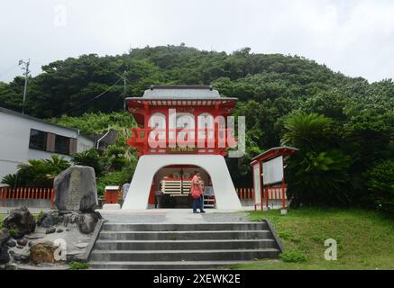 Ryūgū-Schrein am Kap Nagasakibana, Kyushu, Japan. Stockfoto