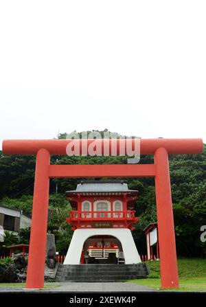 Ryūgū-Schrein am Kap Nagasakibana, Kyushu, Japan. Stockfoto