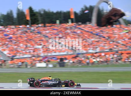 Spielberg, Österreich. Juni 2024. Der niederländische Red Bull Racing Pilot Max Verstappen tritt am 29. Juni 2024 im Qualifying zum Großen Preis von Österreich in Spielberg an. Quelle: He Canling/Xinhua/Alamy Live News Stockfoto