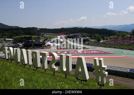 Streckenatmosphäre #AustrianGp beim Sprint-Rennen der Formel 1 Qatar Airways Grand Prix 2024 von Österreich, RedBull Ring, Spielberg, Österreich. Juni 2024. Quelle: SIPA USA/Alamy Live News Stockfoto