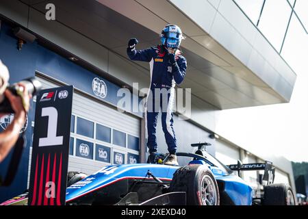 Spielberg, Autriche. 30. Juni 2024. BROWNING Luke (gbr), Hitech Pulse-Eight, Dallara F3 2019, Porträt während der 6. Runde der FIA Formel-3-Meisterschaft 2024 vom 28. Bis 30. Juni 2024 auf dem Red Bull Ring, in Spielberg, Österreich - Foto Florent Gooden/DPPI Credit: DPPI Media/Alamy Live News Stockfoto