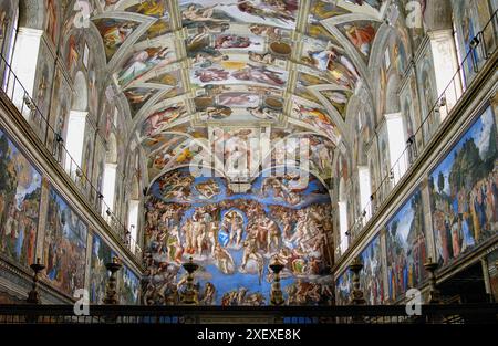 Renaissance-Fresken von Michelangelo in der Sixtinischen Kapelle, Vatikan-Palast Museen. Vatikanstadt, Rom. Italien Stockfoto