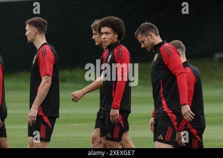 Freiberg, Deutschland. 30. Juni 2024. Der Belgier Axel Witsel wurde während eines Trainings der belgischen Fußballnationalmannschaft Red Devils am Sonntag, den 30. Juni 2024, in ihrem Basislager in Freiberg am Neckar während der Fußball-Europameisterschaft 2024, aufgenommen. Am Montag treffen die Roten Teufel in der Achtelrunde auf Frankreich. BELGA FOTO BRUNO FAHY Credit: Belga News Agency/Alamy Live News Stockfoto