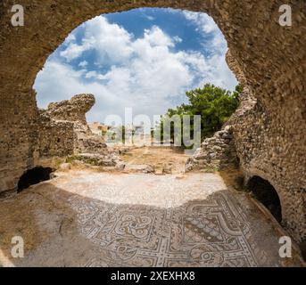 Ruinen des antiken Sporthauses in Kos Stadt, Insel Kos, Griechenland. Stockfoto