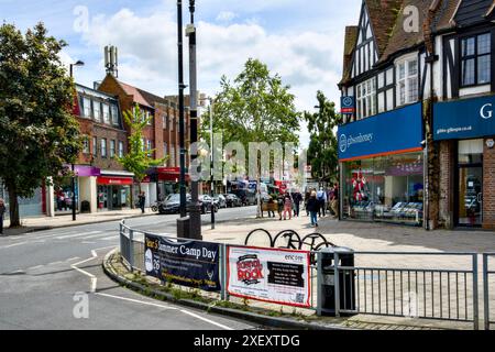 Ruislip High Street, Borough of Hillingdon, London, England, Großbritannien Stockfoto