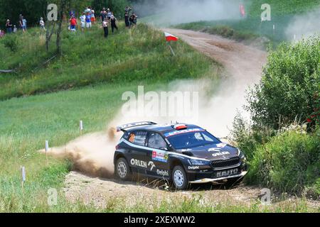 #26 Kajetan KAJETANOWICZ (POL) / Maciej SCZEPANIAK (POL), SKODA Fabia RS Rally2, Team: Kajetanowicz (POL) Motorsport, FIA WRC, 80. Rallye Polen, Rallye-Weltmeisterschaft, Polen, SS11, WP11, Czarne1, 29.06.2024 Foto: Eibner-Pressefoto/Jürgen Augst Stockfoto