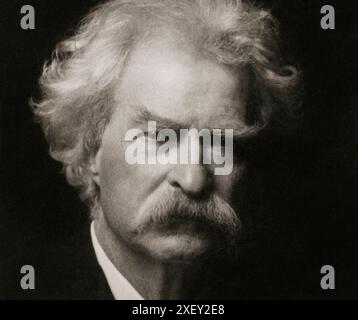 Das Bleistiftporträt von Mark Twayn Samuel Langhorne Clemens (1835–1910), bekannt unter seinem Pseudonym Mark Twain, war ein US-amerikanischer Schriftsteller, Humorist, Unternehmer, Verleger und Dozent. Er wurde als „größter Humorist [die Vereinigten Staaten] hervorgebracht haben“ gepriesen, und William Faulkner nannte ihn „den Vater der amerikanischen Literatur“. Zu seinen Romanen gehören The Adventures of Tom Sawyer (1876) und die Fortsetzung The Adventures of Huckleberry Finn (1884), die oft als The Great American Novel bezeichnet wird. Stockfoto