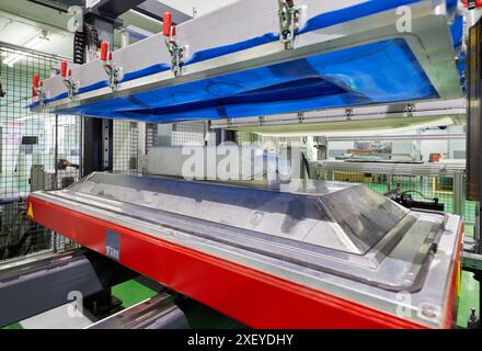 LowFlip Cell, Zelle zur automatischen Fertigung von Komponenten aus Verbundwerkstoffen, Luft- und Raumfahrtindustrie, Industry Unit, Technology Centre, Tecnalia Rese Stockfoto