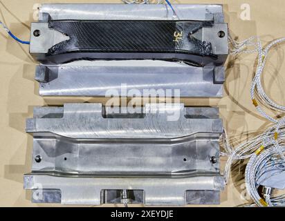 LowFlip Cell, Zelle zur automatischen Fertigung von Komponenten aus Verbundwerkstoffen, Luft- und Raumfahrtindustrie, Industry Unit, Technology Centre, Tecnalia Rese Stockfoto