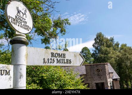 Wegweiser in Vindolanda Roman Fort, Northumberland, England. Stockfoto