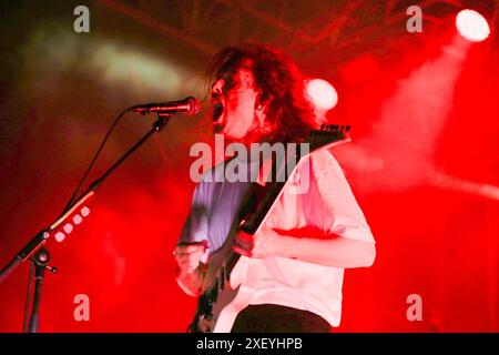 Lee Kiernan von IDLES tritt beim Flowers Festival 2024 am 29. Juni 2024 in Collegno (TO), Italien auf. Stockfoto