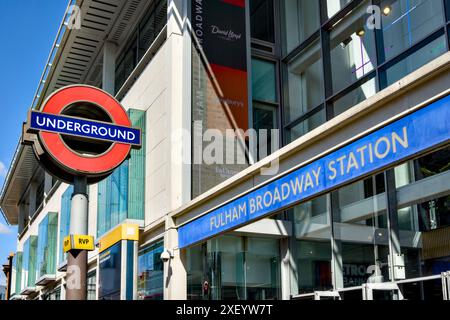 Fulham Broadway, Fulham Road, Borough of Hammersmith & Fulham, London, England, Großbritannien Stockfoto