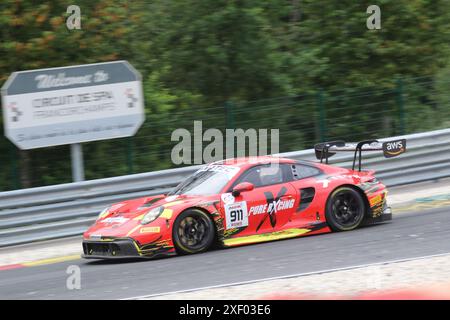 Aliaksandr MALYKHIN (GBR) / Klaus BACHLER (AUT) / Joel STURM (DEU), #911, Porsche 911 GT3 R (992), Team: Pure Racing (LTU), Motorsport, CrowdStrike 24H von Spa, Belgien, Spa-Francorchamps, 29.06.2024 Foto: Eibner-Pressefoto/Jürgen Augst Stockfoto