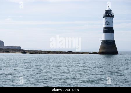 Trwyn Du Lighthouse, Anglesey, Nordwales Stockfoto