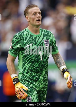 GELSENKIRCHEN - Englands Torhüter Jordan Pickford beim Achtelfinale der UEFA EURO 2024 zwischen England und der Slowakei am 30. Juni 2024 in der Arena AufSchalke in Gelsenkirchen. ANP | Hollandse Hoogte | MAURICE VAN STEEN Stockfoto