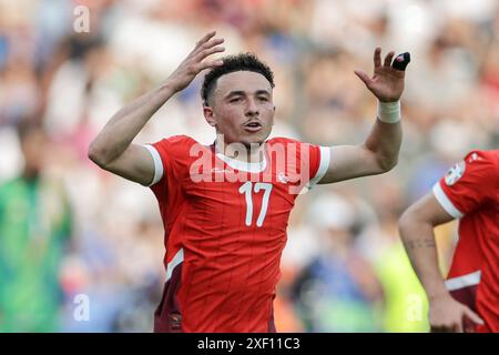 Ruben Vargas aus der Schweiz feiert, nachdem er beim Spiel der UEFA EURO 2024 zwischen der Schweiz und Italien im Olympiastadion ein Tor geschossen hat. Endpunktzahl: Schweiz 1:0 Italien. Stockfoto