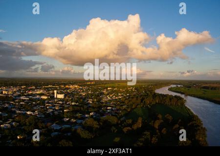 Luftlinie des Mary River, der durch Maryborough Queensland Australia fließt Stockfoto