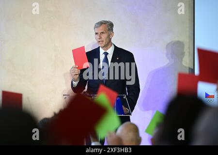 Praha, Tschechische Republik. Juli 2024. Präsident des tschechischen Olympischen Komitees Jiri Kejval auf der Plenartagung zur Genehmigung der Nominierung für die Olympischen Spiele in Paris, Prag, Tschechische Republik, am 1. Juli 2024. Quelle: Roman Vondrous/CTK Photo/Alamy Live News Stockfoto