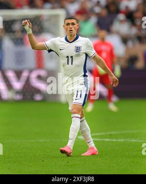 Gelsenkirchen, Deutschland. 30. Juni 2024 - England gegen Slowakei - UEFA Euro 2024 - R16 - Gelsenkirchen. Phil Foden in Aktion. Bild : Mark Pain / Alamy Live News Stockfoto
