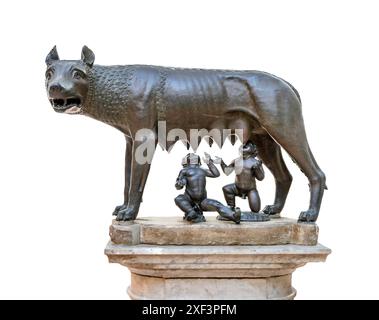 Der Kapitolinische Wolf, eine Bronzeskulptur aus dem 11. Bis 12. Jahrhundert, die eine Wolfsfrau darstellt, die die mythischen Zwillingsgründer von Rom, Romulus und Remus, säugt. In Stockfoto