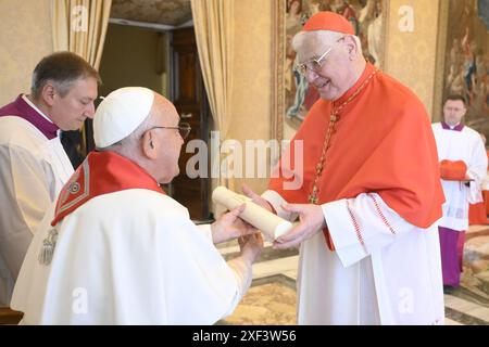 **KEIN LIBRI** Italien, Rom, Vatikan, 2024.7.1. Quelle: Independent Photo Agency Srl/Alamy Live News Stockfoto