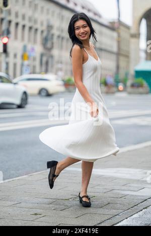 München, Deutschland. Juli 2024. Nhung Hong bei der Sommerbrise im Rahmen der Filmfestspiele München. Quelle: Peter Kneffel/dpa/Alamy Live News Stockfoto